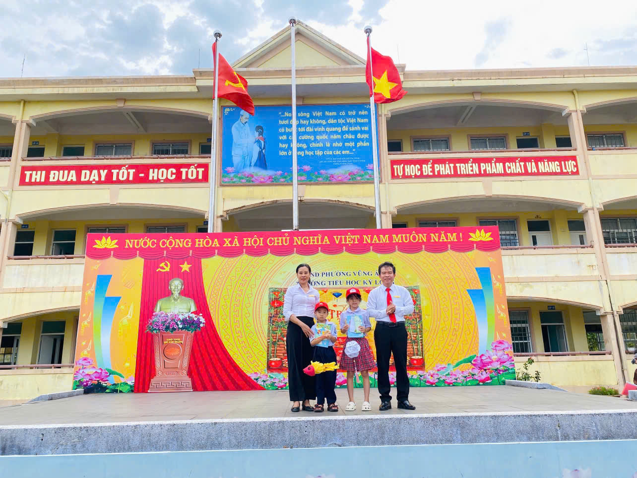 Giải 2