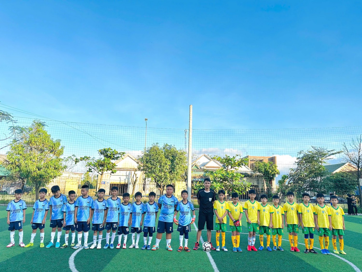 TRƯỜNG TIỂU HỌC KỲ LONG SÔI NỔI CÁC HOẠT ĐỘNG CHÀO MỪNG NGÀY NHÀ GIÁO VIỆT NAM 20/11